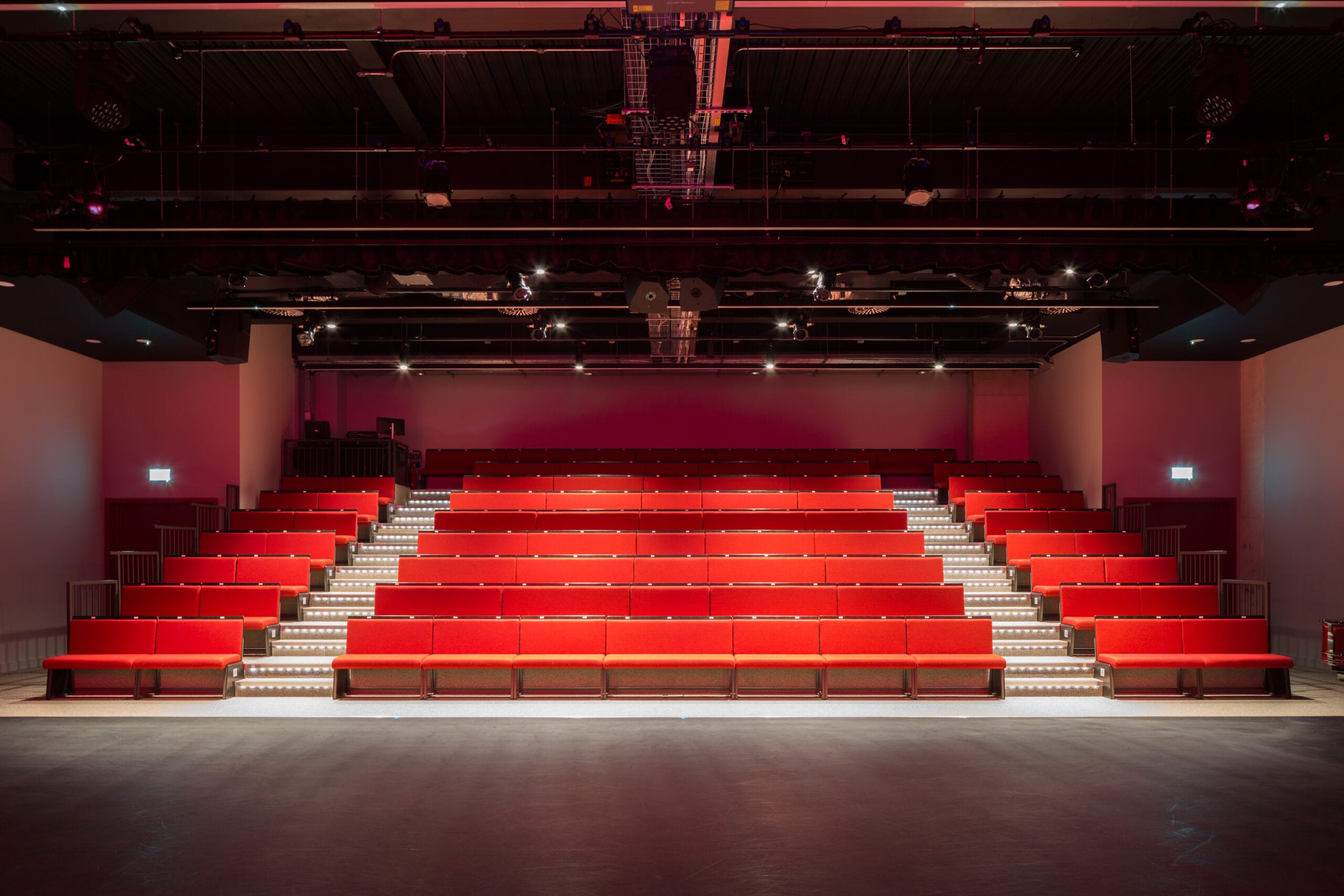 image of RAD Studio Theatre by Felix Koch